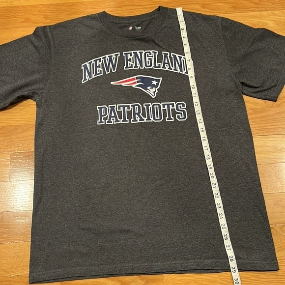Nfl team New England patriots short sleeve top size large . - Picture 4 of 6
